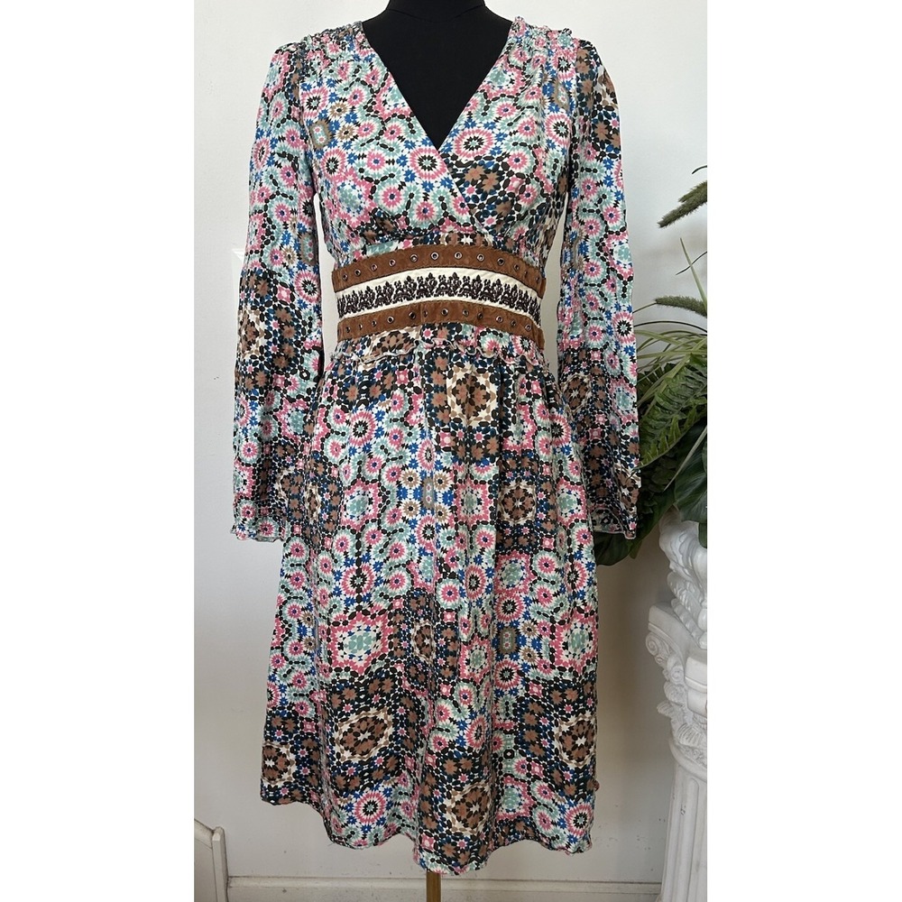 WD•NY Aztec Western‎ Geometric 100% Silk Tribal Flare Long Sleeve Dress Sz 8.